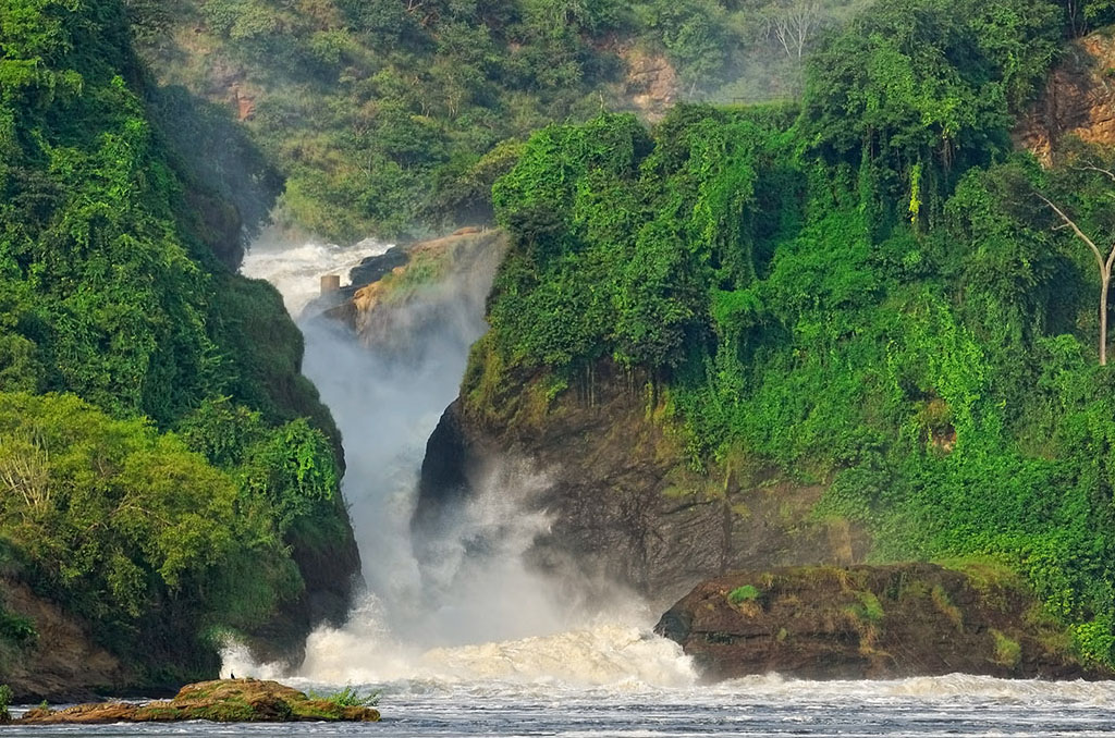 Kampala to Murhison Falls National Park